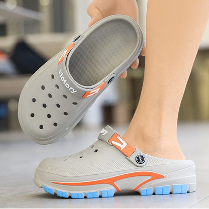 Andningsaktiva slip-on-sandaler för män