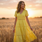 🌸👗✨ Elegant damklänning med V-ringning och spetsdetaljer – feminin, elegant, perfekt för speciella tillfällen. 🕊️