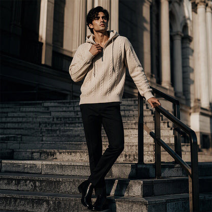 Herre hettegenser med halv glidelås og kabelstrikk – Varm og stilfull ✨👕🧶