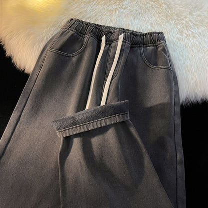 Rette denim-jeans med varmt fôr for kvinner